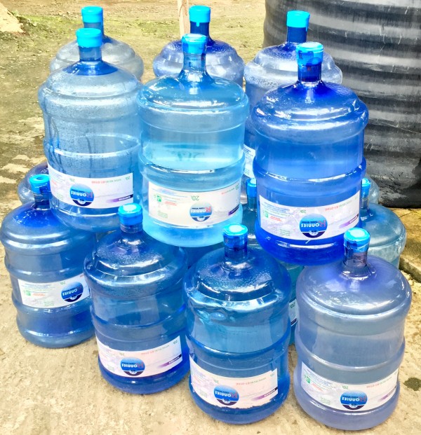 Water dispenser sales bottles for sale